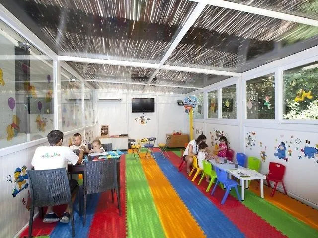 酒店 Risa 比特兹