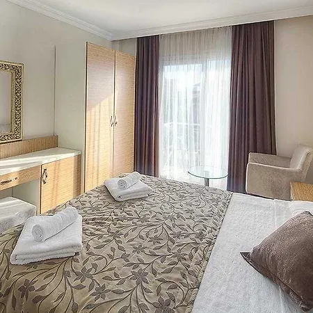 Risa Hotel