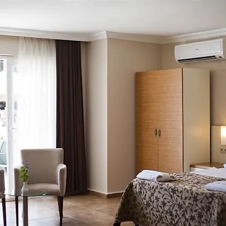 Hotel Risa Bitez