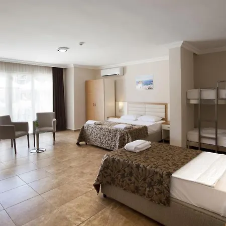 Hotel Risa 4*